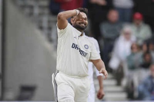 Ashwin Urges Mentorship for Pant: Double Centuries Next, Says Ex-Spinner to Gambhir & Gill