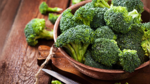 5 Foods to Naturally Regulate Blood Sugar: From Okra to Oatmeal