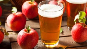 Apple Juice: Hidden Dangers? 6 Ways It Can Impact Your Health