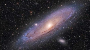 James Webb Telescope Spots 300 Mysterious Objects, Potentially Unveiling Early Universe Secrets