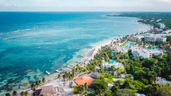 Beachfront in Cancun