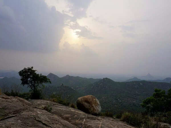 Trekking to Skandagiri summit