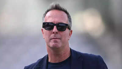 Michael Vaughan maintains his series prediction.