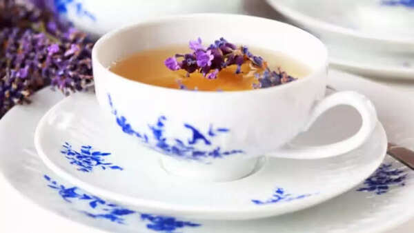 Aromatic lavender tea for better sleep